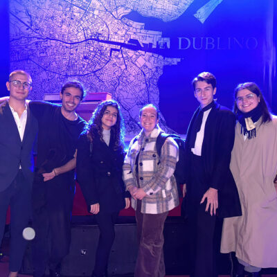 Gli allievi al Teatro San Babila ospiti del debutto di "Una volta nella vita  (Once)" [novembre 2022]