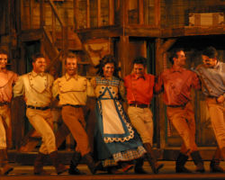 SETTE SPOSE PER SETTE FRATELLI edizione 2002/03
<br>Foto di Sandro D’Ascanio