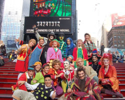 Il cast a Times Square