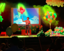 IL VENDITORE DI PALLONCINI